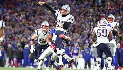 What was the final score on monday night football - DeVonta Smith made the big catch where Marquez Valdes-Scantling did not. The Kansas City Chiefs didn't trail in Monday's Super Bowl rematch until 6:20 remaining in the fourth quarter. A 41-yard ...